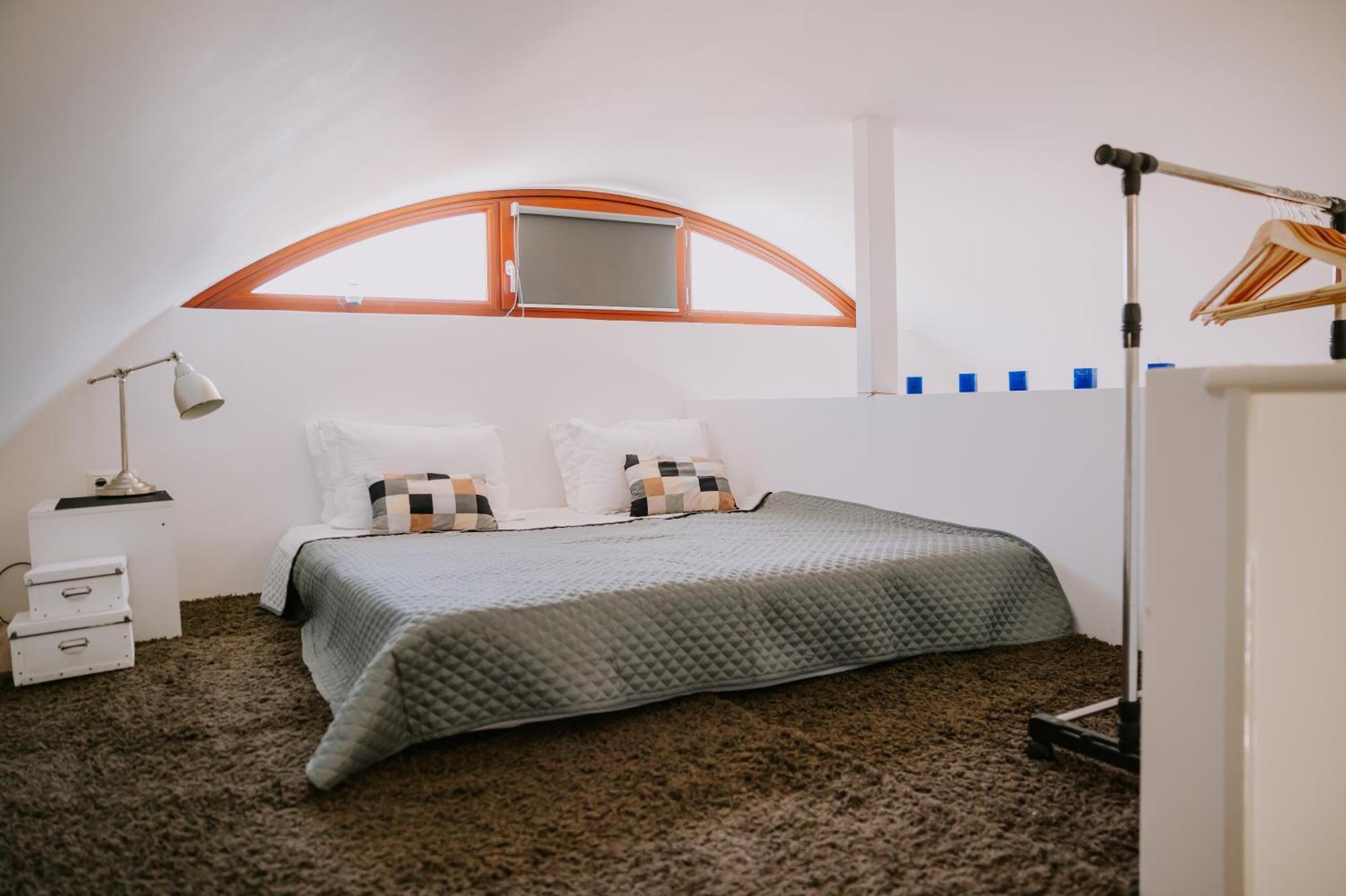 Sun Stories Suites Vóthon Buitenkant foto